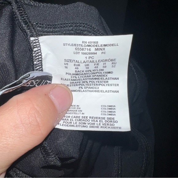 Miraclesuit Iridium Minx One Piece Swimsuit Black Multi Color Size 16. - Picture 14 of 14